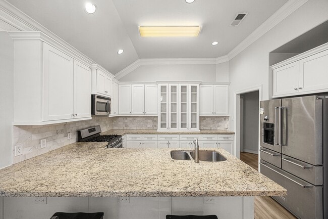 property at 4757 W Alabama St