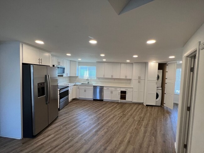 10418 Stratton Ct in Cypress, CA - Foto de edificio - Building Photo