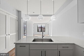 811 N Columbus St in Alexandria, VA - Building Photo - Building Photo