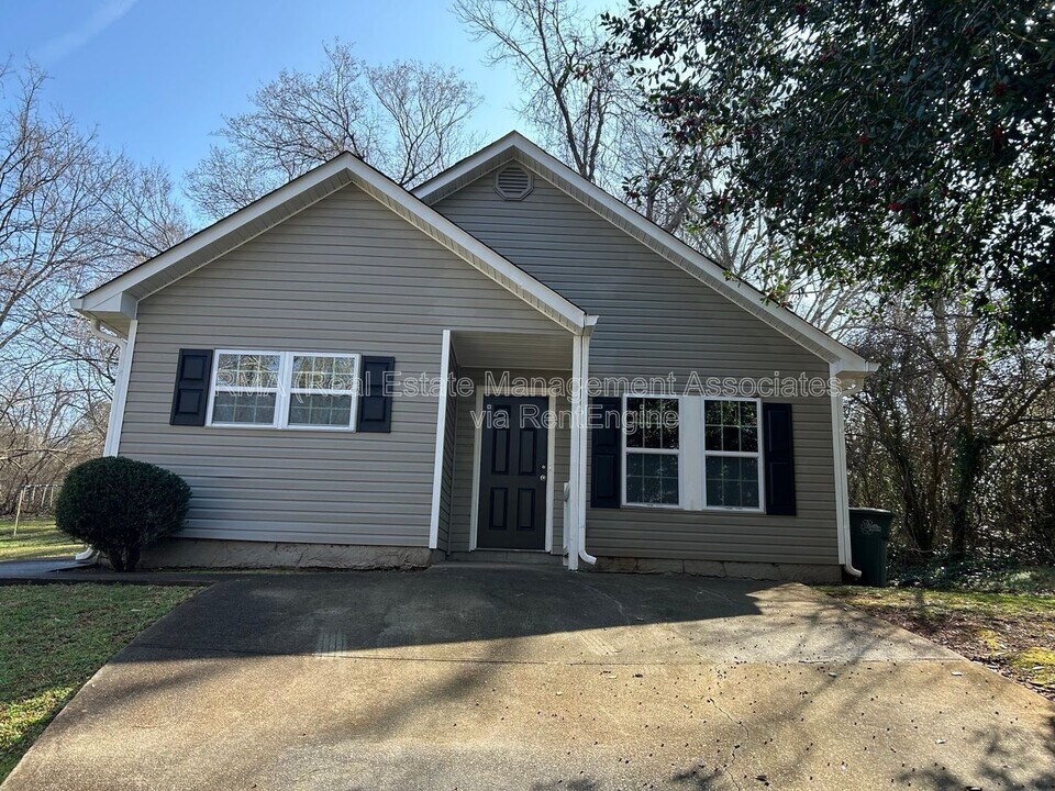 82 Crystal Brook in Griffin, GA - Building Photo