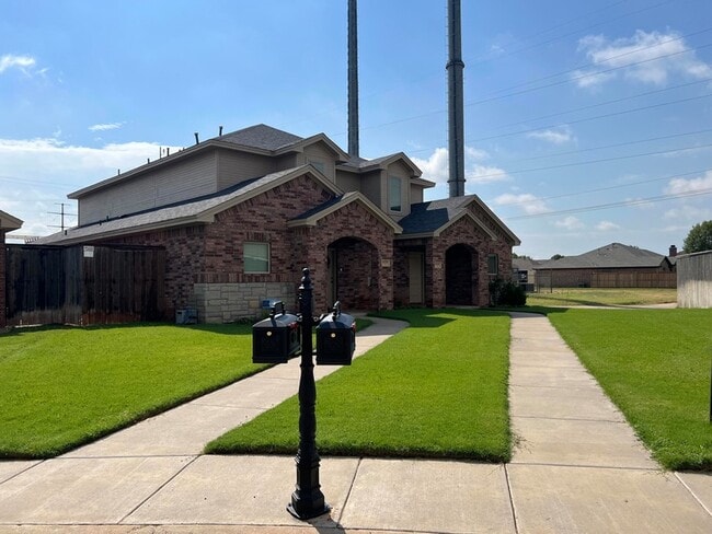 10509 Quinton Ave in Lubbock, TX - Foto de edificio - Building Photo