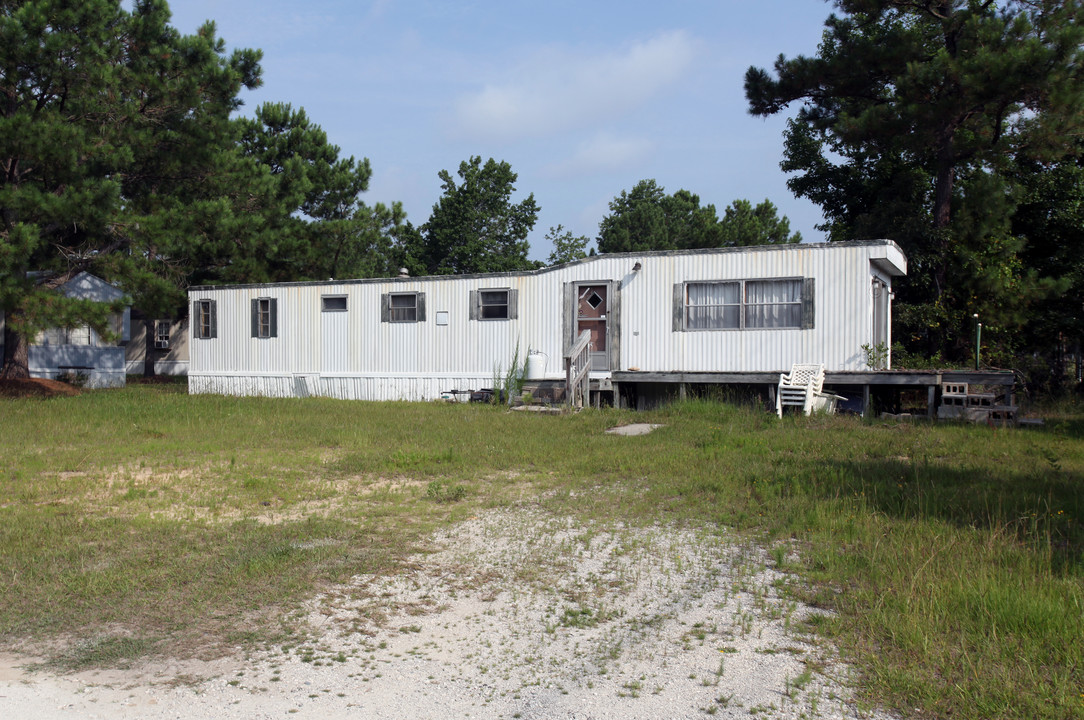 Green Acres Mobile Home Park in Hampstead, NC - Building Photo