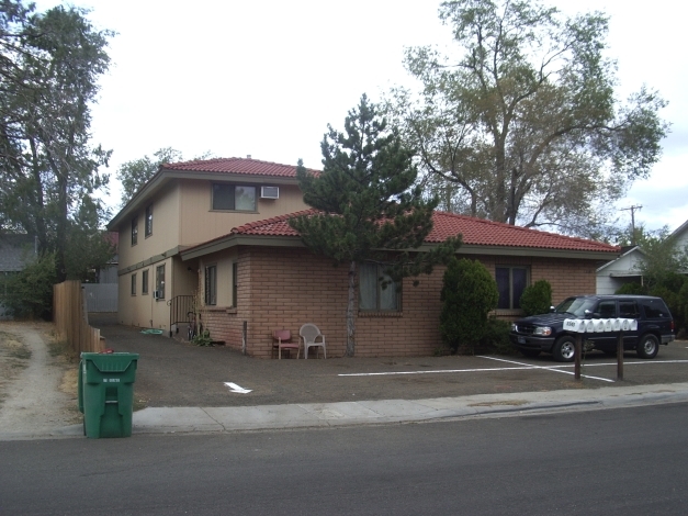 3345 Smith Dr in Reno, NV - Building Photo