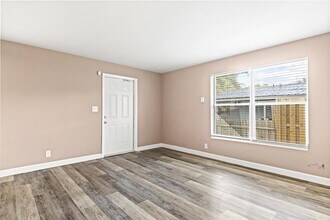 3717 Pinewood Ave in West Palm Beach, FL - Building Photo - Building Photo