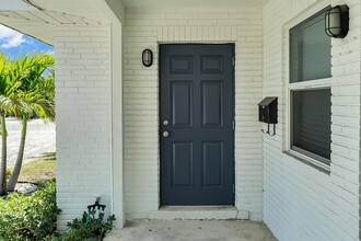 1502 N J St in Lake Worth Beach, FL - Building Photo - Building Photo
