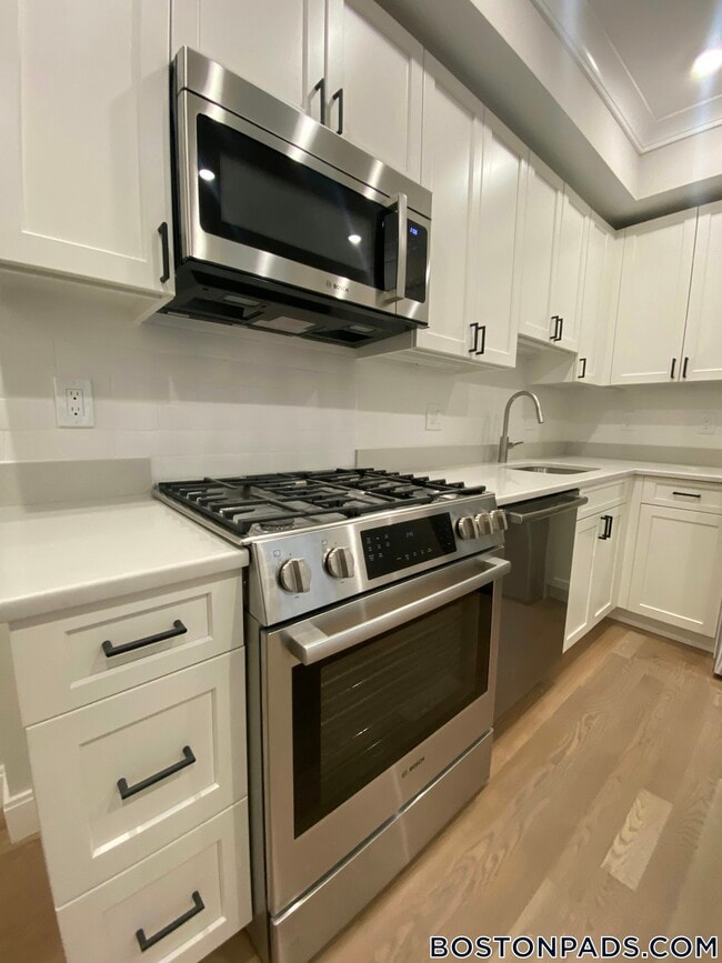 47 Englewood Ave in Boston, MA - Building Photo - Building Photo
