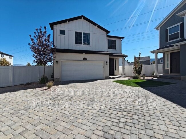 property at 103 E Brushy Canyon St