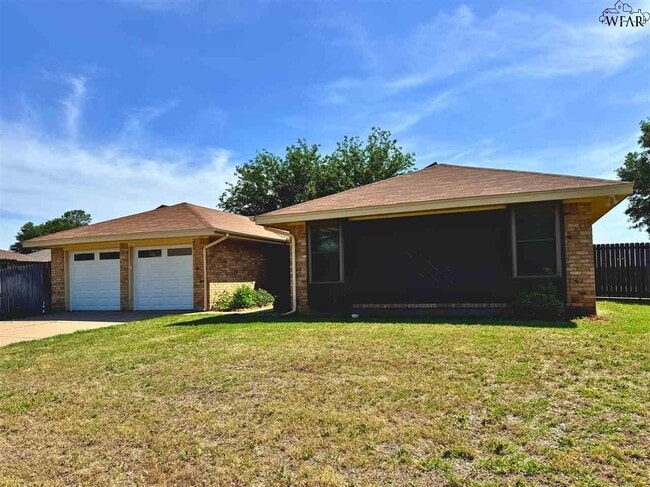 property at 5108 Edgecliff Dr