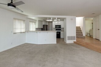 9260 Towne Centre Dr in San Diego, CA - Building Photo - Building Photo