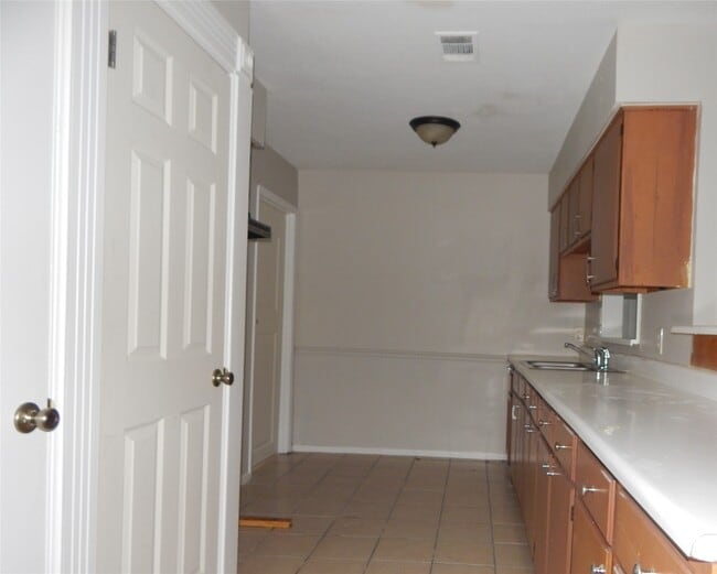 11626 Sharpview Dr in Houston, TX - Building Photo - Building Photo