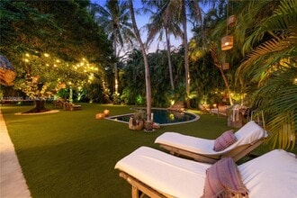 330 Gulf Rd in Key Biscayne, FL - Building Photo - Building Photo