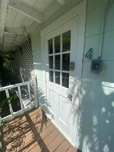 1310 NE 30th St in Oakland Park, FL - Building Photo - Building Photo
