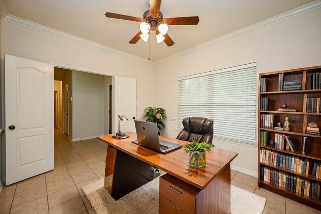 4411 Wellington Grove Ln