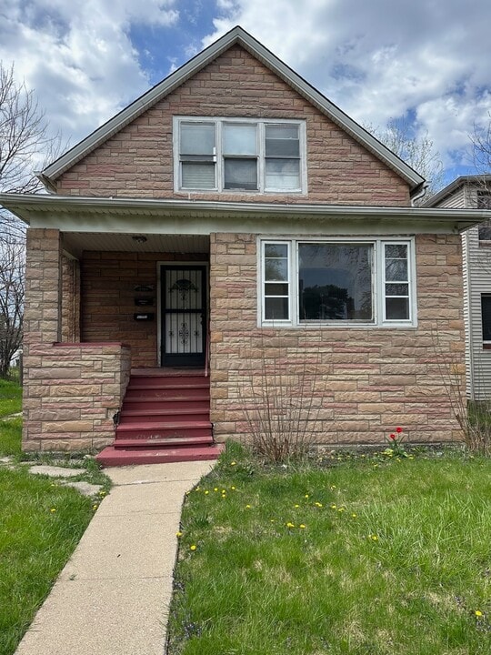 7710 S Ada St in Chicago, IL - Building Photo