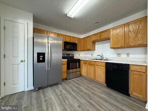 10014 Gander Ct in Fredericksburg, VA - Foto de edificio - Building Photo