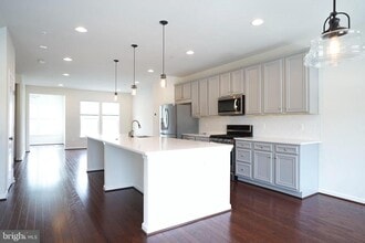 2038 Twisted Oak Pl in Severn, MD - Building Photo - Building Photo