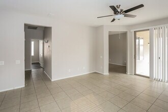 11722 W Lincoln St in Avondale, AZ - Building Photo - Building Photo