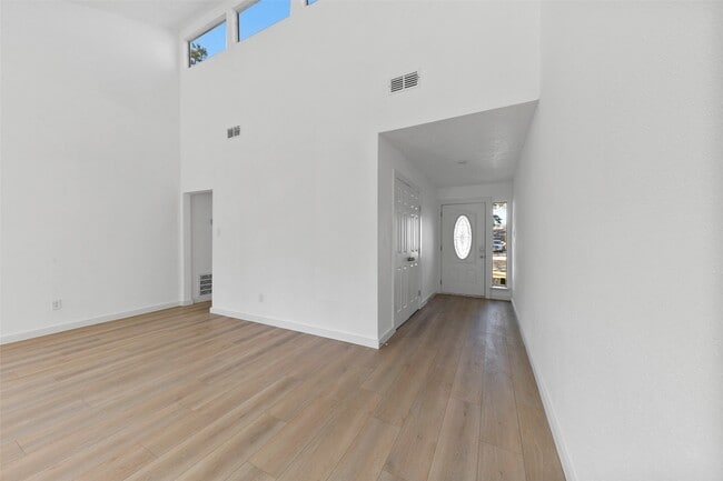 property at 2042 Lexington Woods Dr