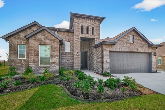property at 2706 Mackinac Bay Dr