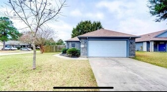 18103 Gravenhurst Ln