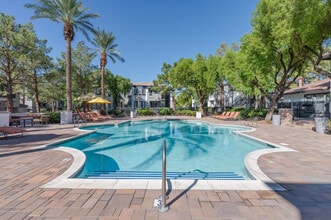 Viviani in Las Vegas, NV - Building Photo - Building Photo