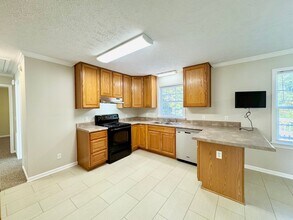 265 Canaan Church Rd in La Crosse, VA - Building Photo - Building Photo