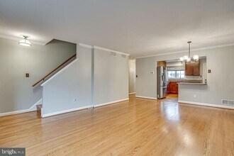 433 Earl St in Alexandria, VA - Building Photo - Building Photo