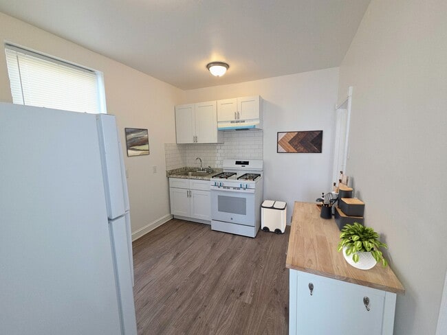 1234 W Allegheny Ave in Philadelphia, PA - Building Photo - Building Photo