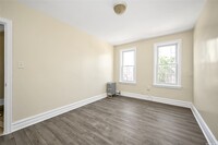 688 E 43rd St in Brooklyn, NY - Building Photo - Building Photo