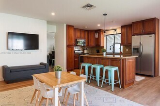 2155 Baton Rouge in Weston, FL - Building Photo - Building Photo