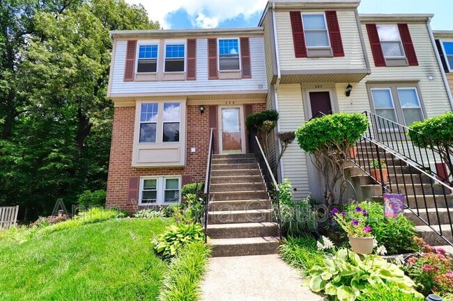 229 Red Jade Dr in Upper Marlboro, MD - Foto de edificio - Building Photo