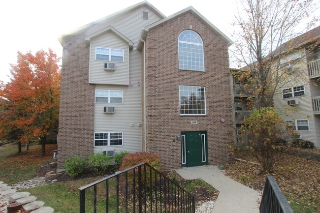 property at 430 Cunat Blvd