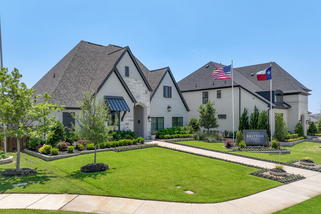 Coventry Homes at Mustang Lakes