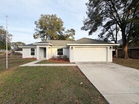 7 Juniper Pass Way in Ocala, FL - Building Photo