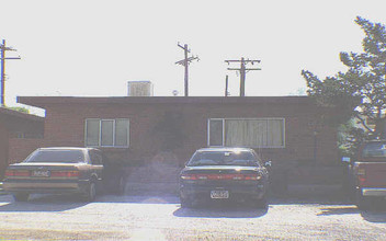 1010 N Jones Blvd in Tucson, AZ - Building Photo - Building Photo