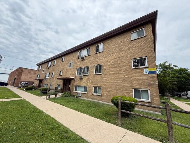 property at 1246 S 51st Ct