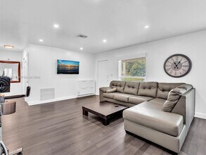 1459 Rodman St in Hollywood, FL - Building Photo - Building Photo