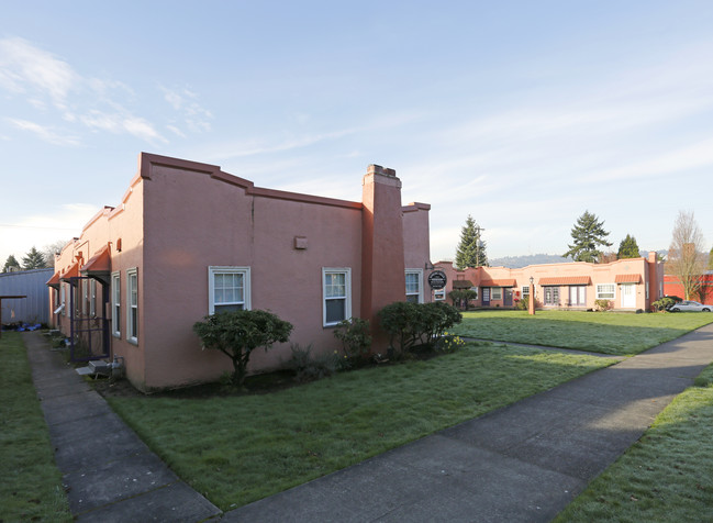 Bowling Green Apartments