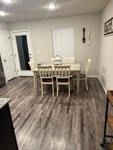 329 Colton St in Huntsville, AR - Building Photo - Building Photo