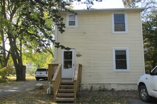 404 Wood St N in Jordan, MN - Building Photo