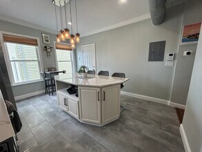 4 Shelby St, Unit 2 in Boston, MA - Building Photo - Building Photo