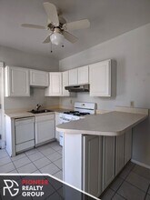 1224 N Dearborn St, Unit 1216-03 in Chicago, IL - Building Photo - Building Photo