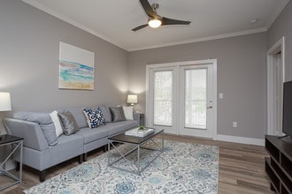 Elora Place in Lafayette, LA - Foto de edificio - Interior Photo