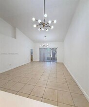 2650 E Aragon Blvd in Sunrise, FL - Building Photo - Building Photo