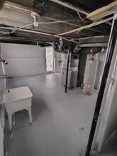 1050 E 169th St in Cleveland, OH - Building Photo - Building Photo