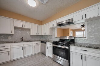 626 Shawnee St in Houston, TX - Building Photo - Building Photo