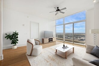 555 E 5th St. in Austin, TX - Building Photo - Building Photo