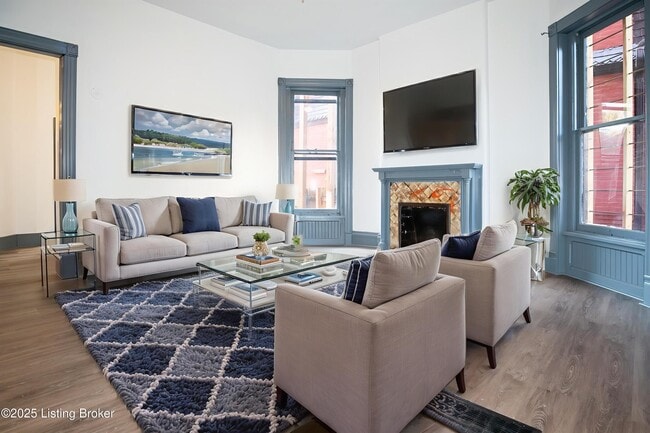 property at 1219 S 2nd St