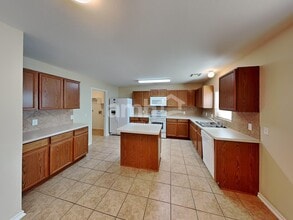 5104 Storm King in Cibolo, TX - Foto de edificio - Building Photo