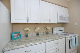 7318 Dearborn St-Unit -A in Houston, TX - Building Photo - Building Photo